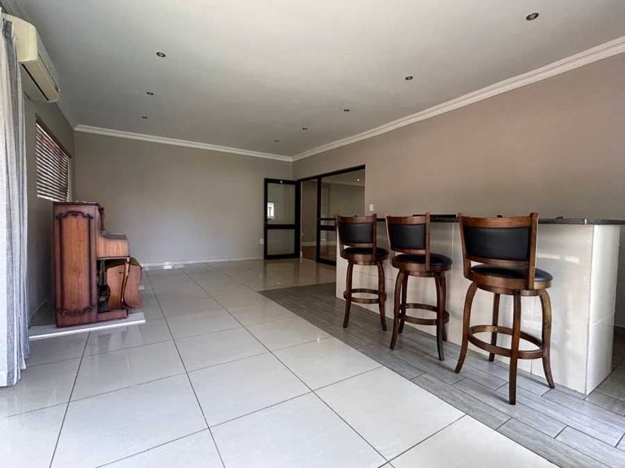 4 Bedroom Property for Sale in Grimbeeck Park North West